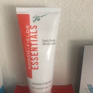 rodan + fields moisturizer